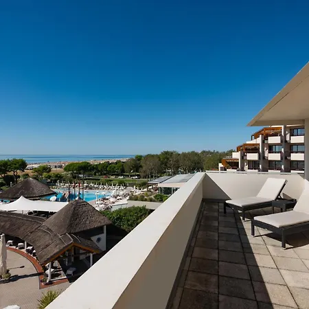 Aparthotel Holiday-2